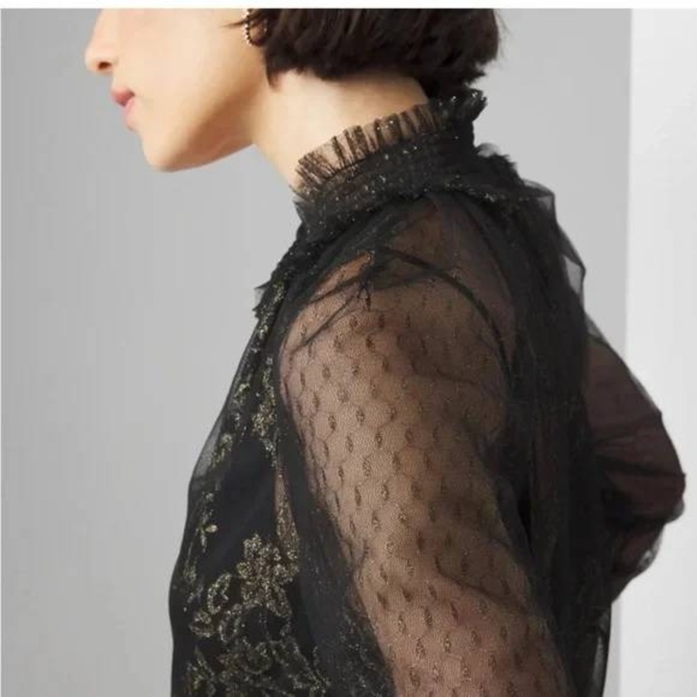 NWT White House Black Market Black Gold Metallic Lace Smocked Neck Blouse 12 Y2K - Picture 4 of 14